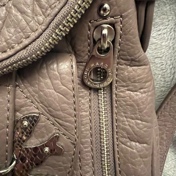 Marc by Marc Jacobs petal to the metal Natasha grey crossbody w/ matching wallet - Picture 6 of 16